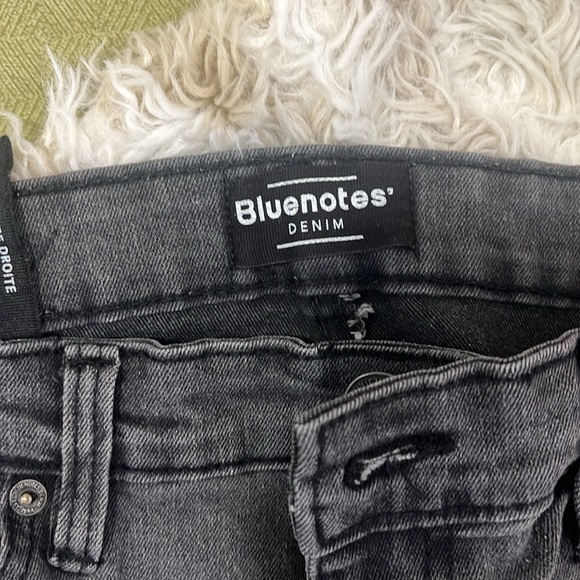 Men Jeans - Picture 3 of 3